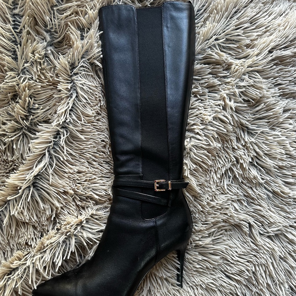Elegant Black Knee-High Women's Boots